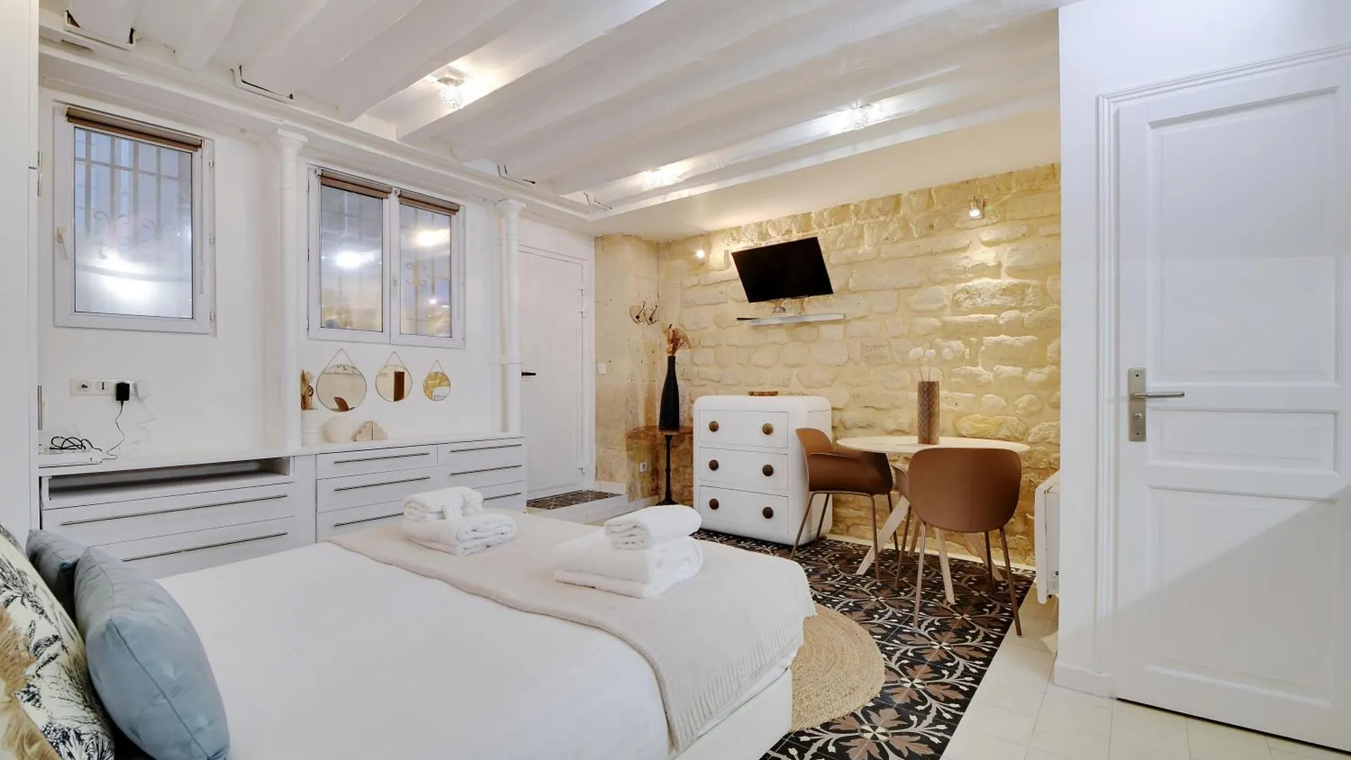 Pick A Flat'S Apartment In Bastille - Rue Amelot Paris